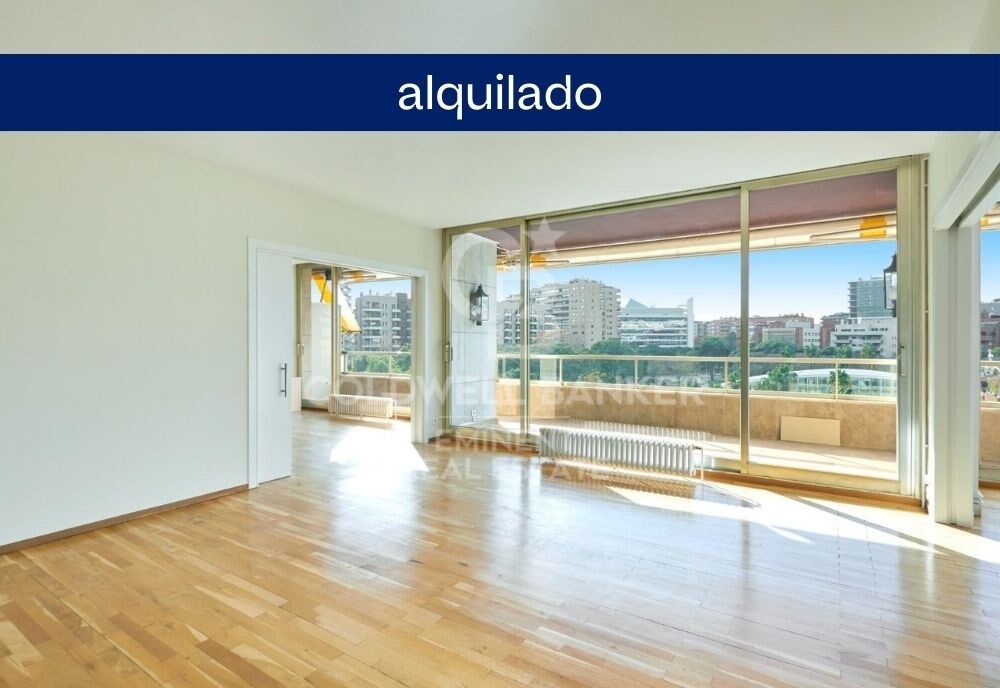 Apartamento en Barcelona, España 5 dormitorios, 250 m2 No. 160454