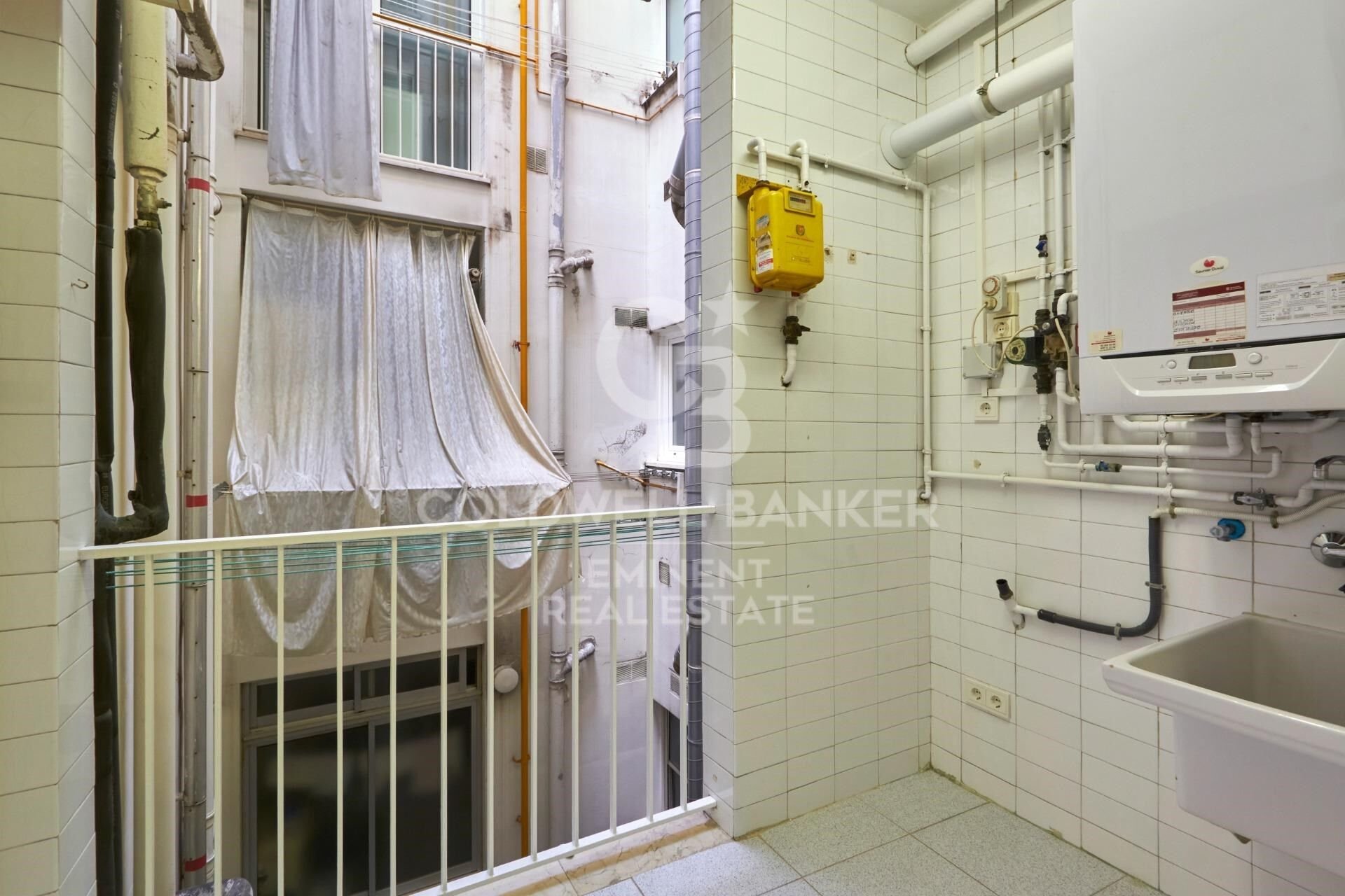 Apartamento en Barcelona, España 5 dormitorios, 250 m2 No. 160454