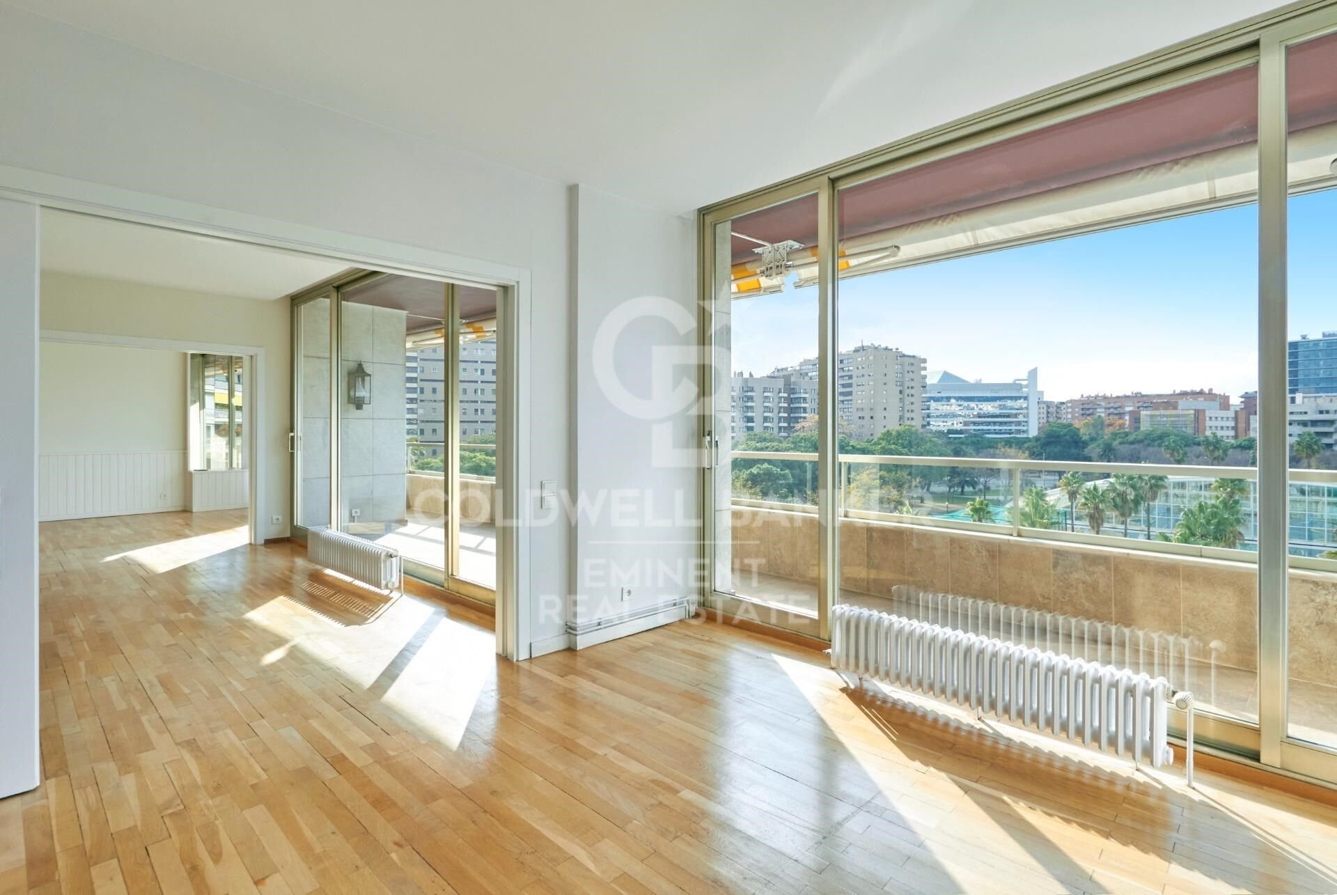 Apartamento en Barcelona, España 5 dormitorios, 250 m2 No. 160454