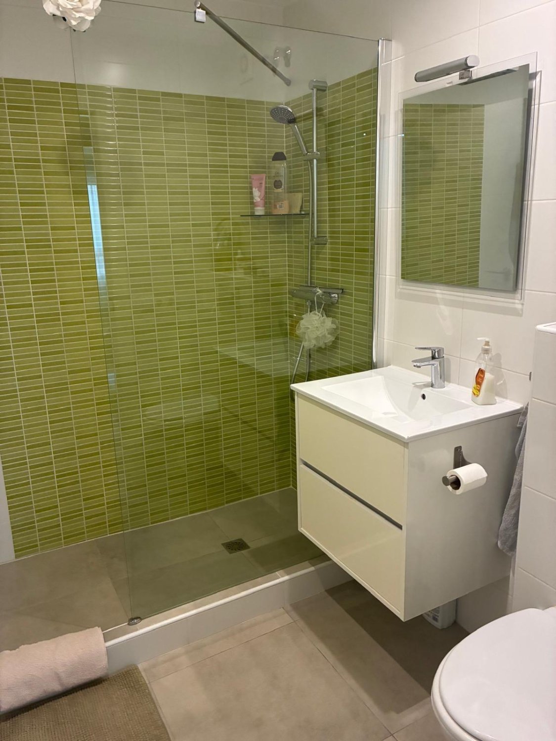 Appartamento a Torrevieja, Alicante, Spagna 2 camere da letto, 100 mq. N° 146824