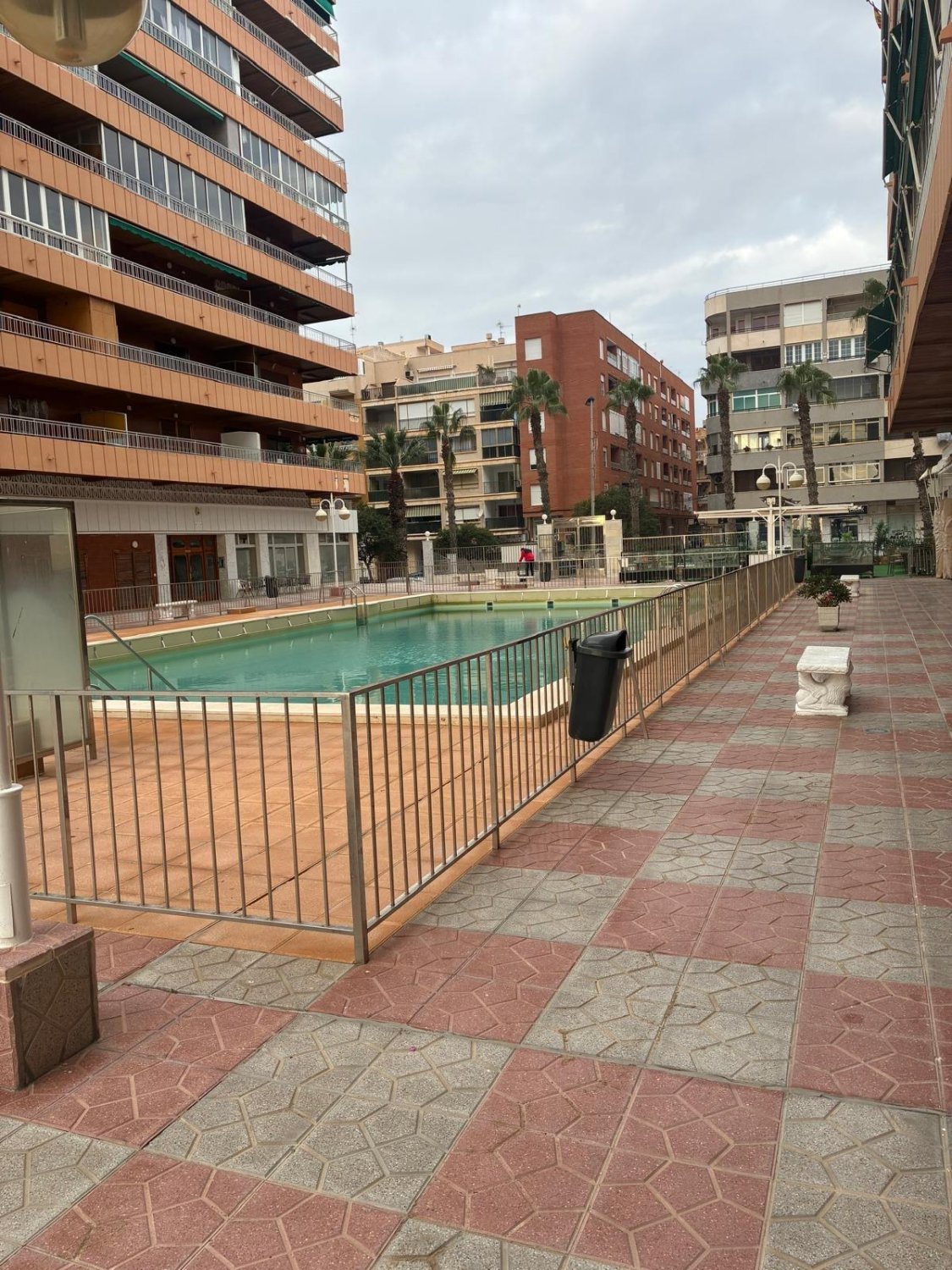 Appartamento a Torrevieja, Alicante, Spagna 2 camere da letto, 100 mq. N° 146824