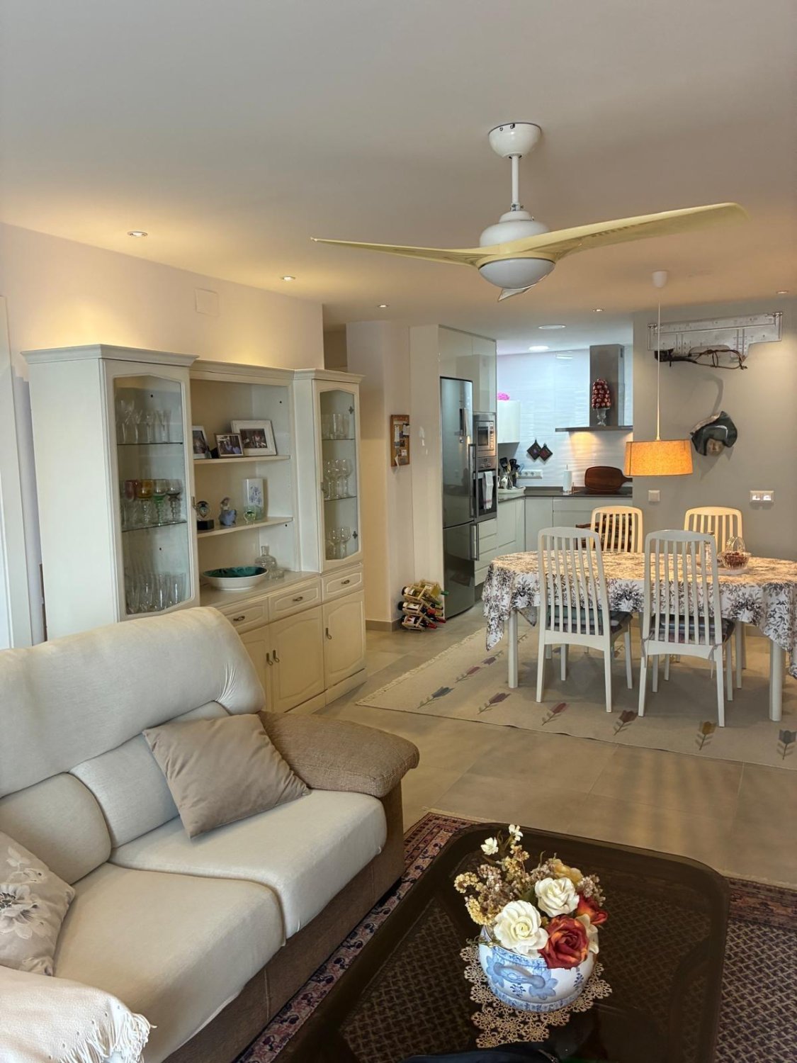 Appartamento a Torrevieja, Alicante, Spagna 2 camere da letto, 100 mq. N° 146824
