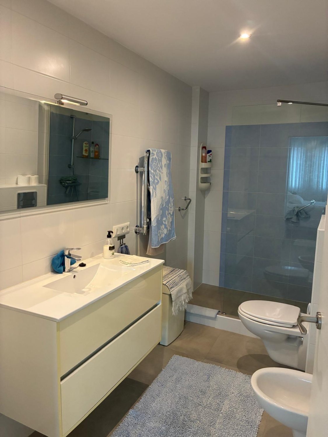 Appartamento a Torrevieja, Alicante, Spagna 2 camere da letto, 100 mq. N° 146824
