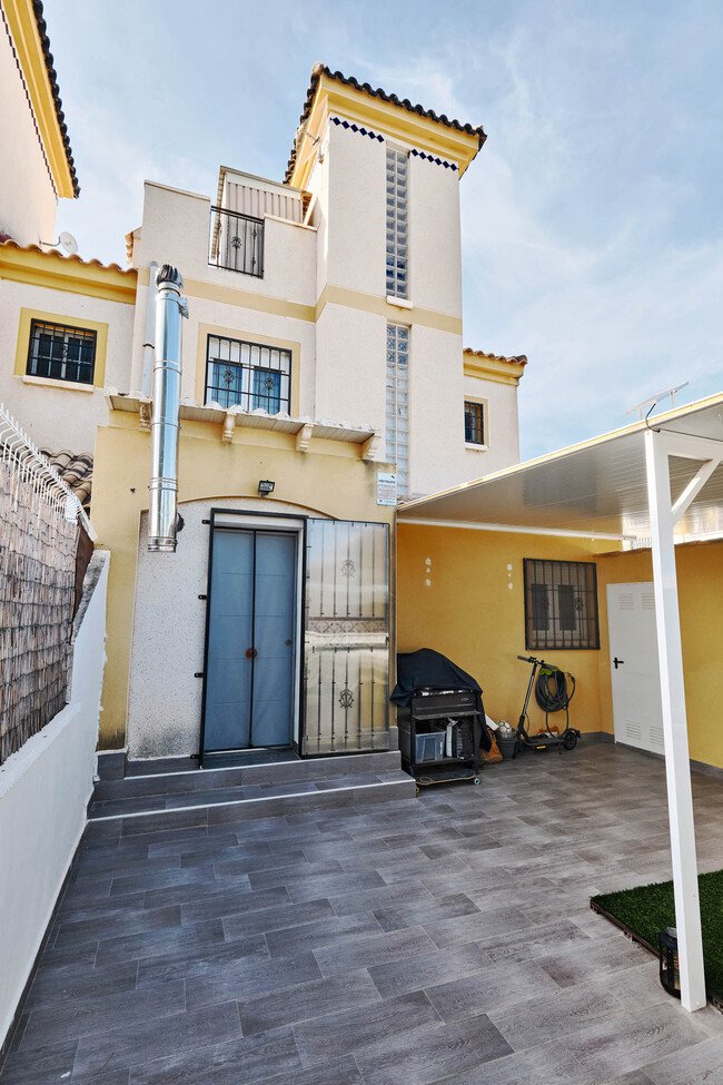 Townhouse in Guardamar del Segura, Alicante, Spanien 3 Schlafzimmer,  Nr. 146820