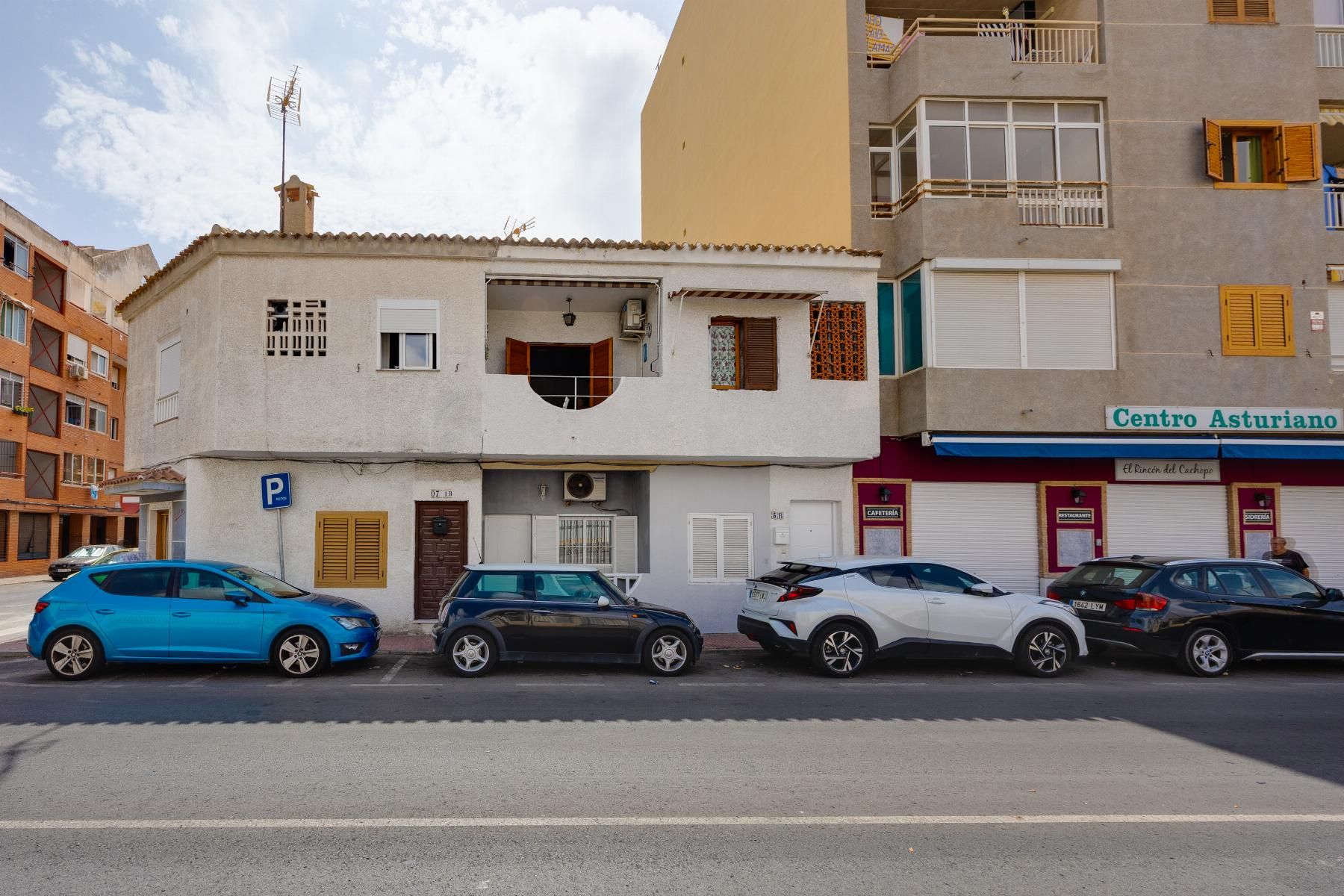 Bungalow en Torrevieja, Alicante, España 75 m2 No. 195173