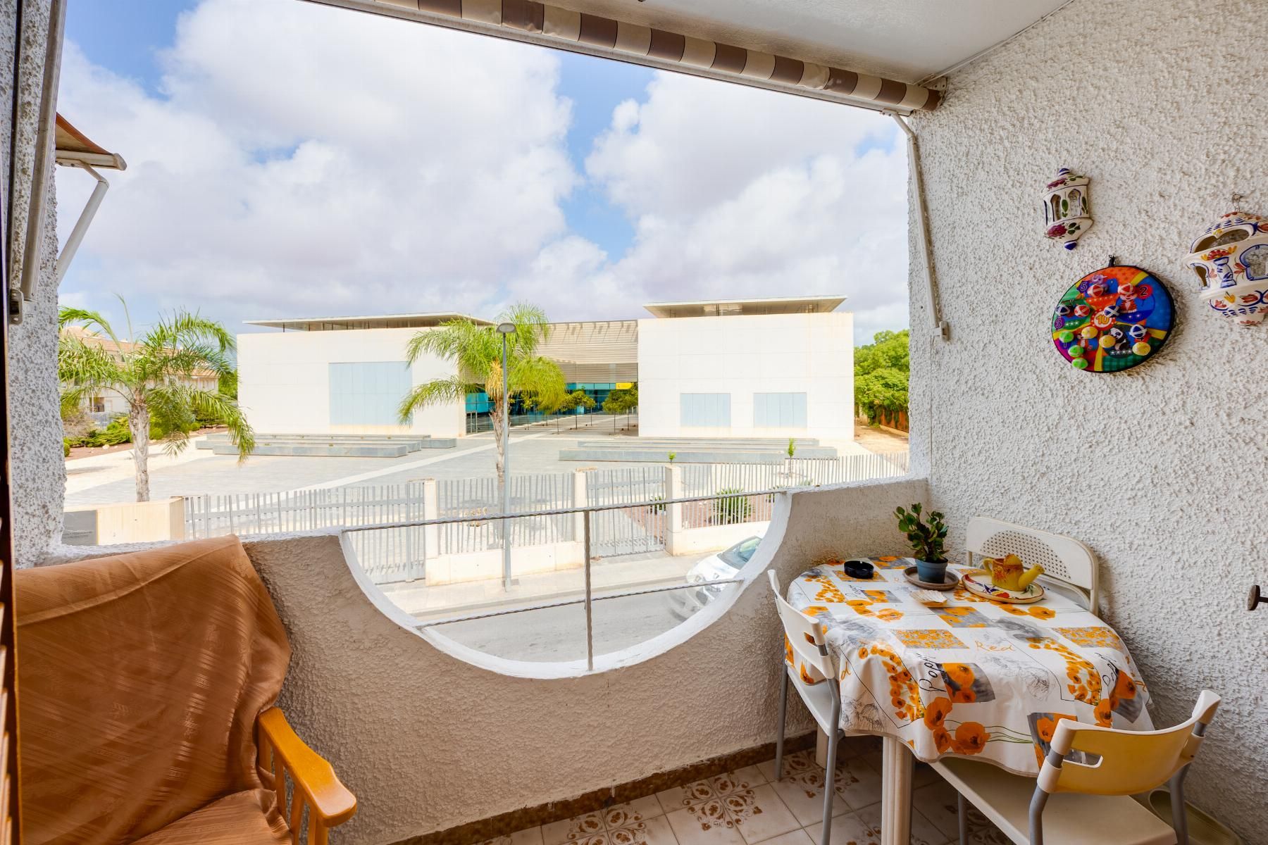 Bungalow en Torrevieja, Alicante, España 75 m2 No. 195173