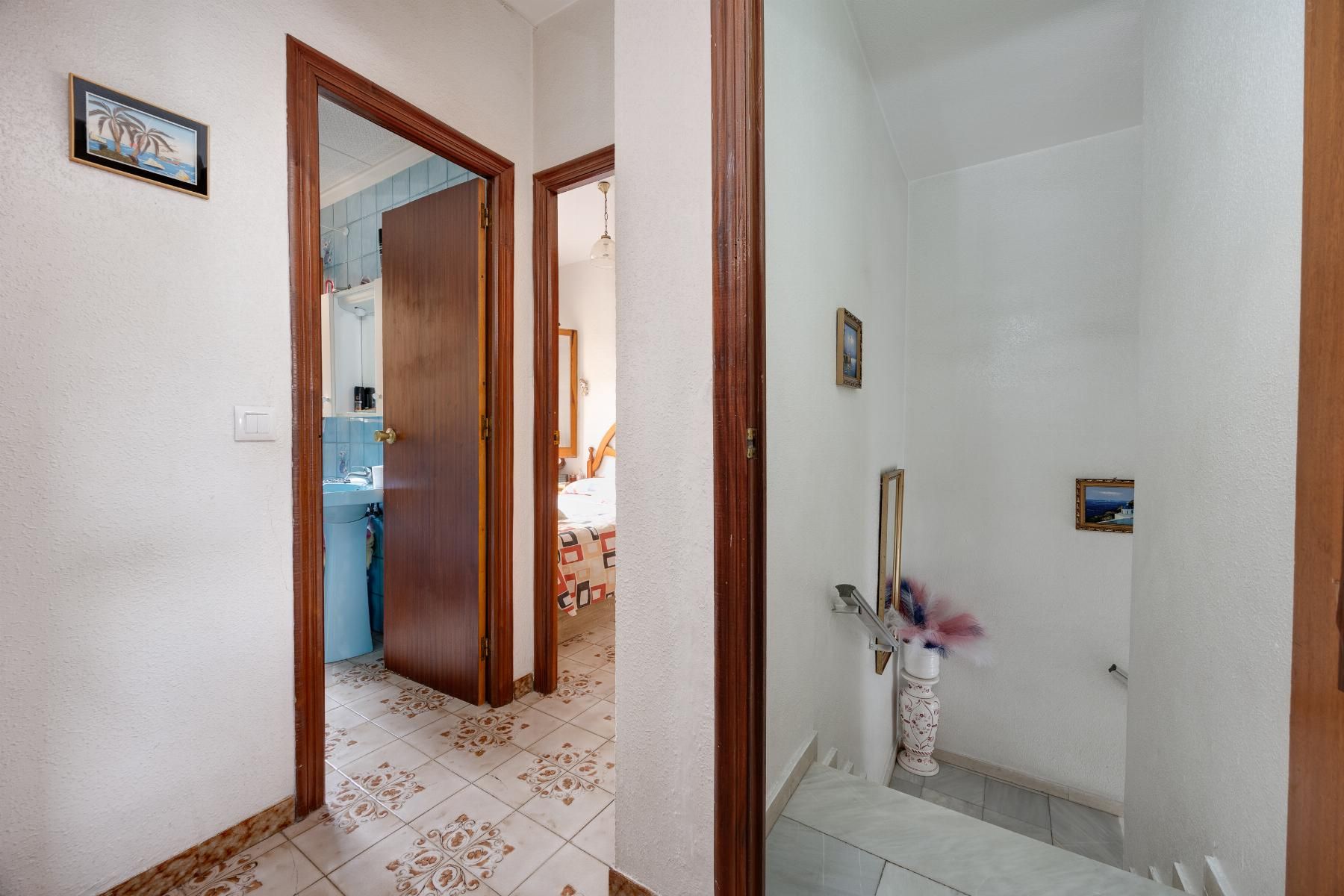 Bungalow en Torrevieja, Alicante, España 75 m2 No. 195173