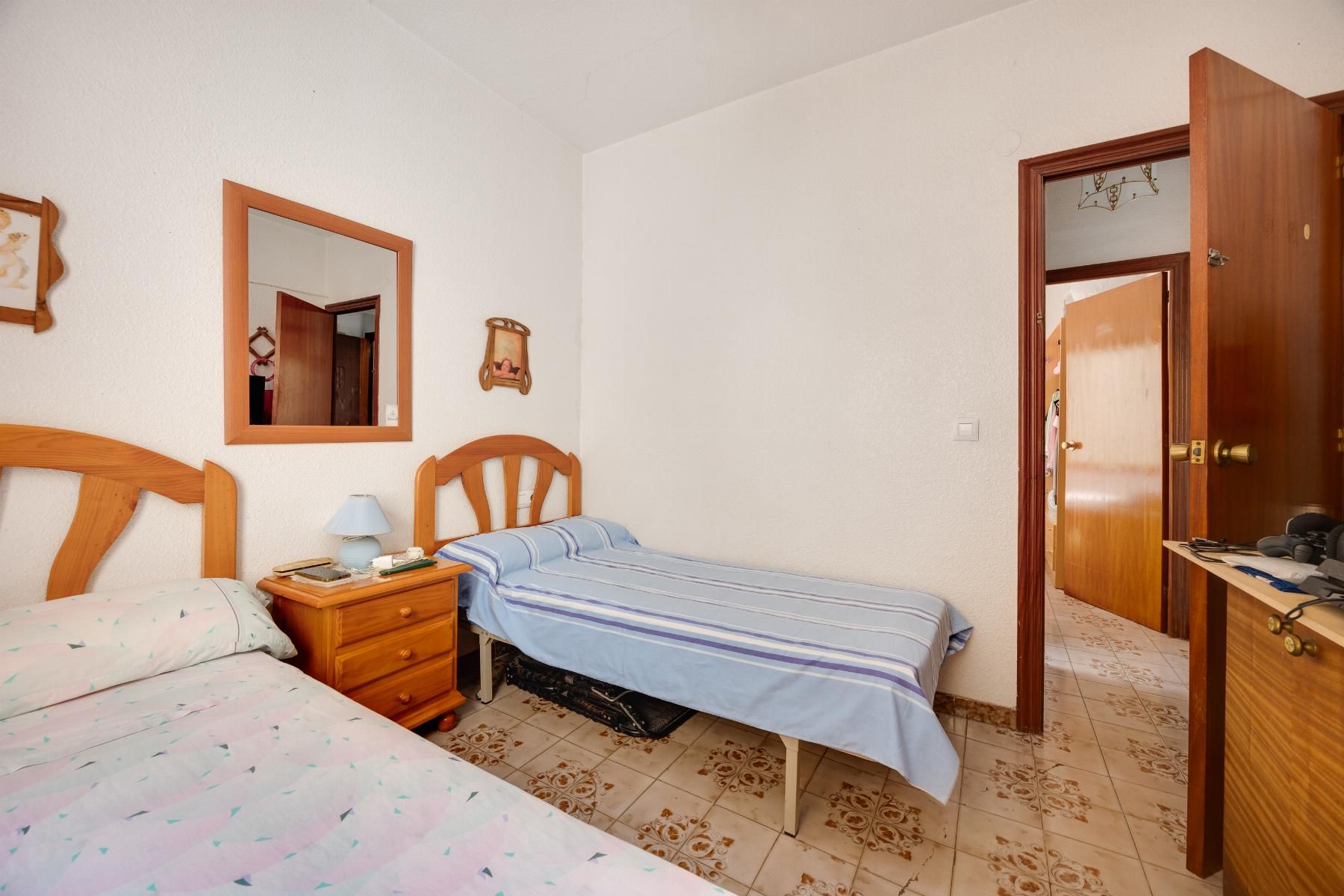 Bungalow en Torrevieja, Alicante, España 75 m2 No. 195173
