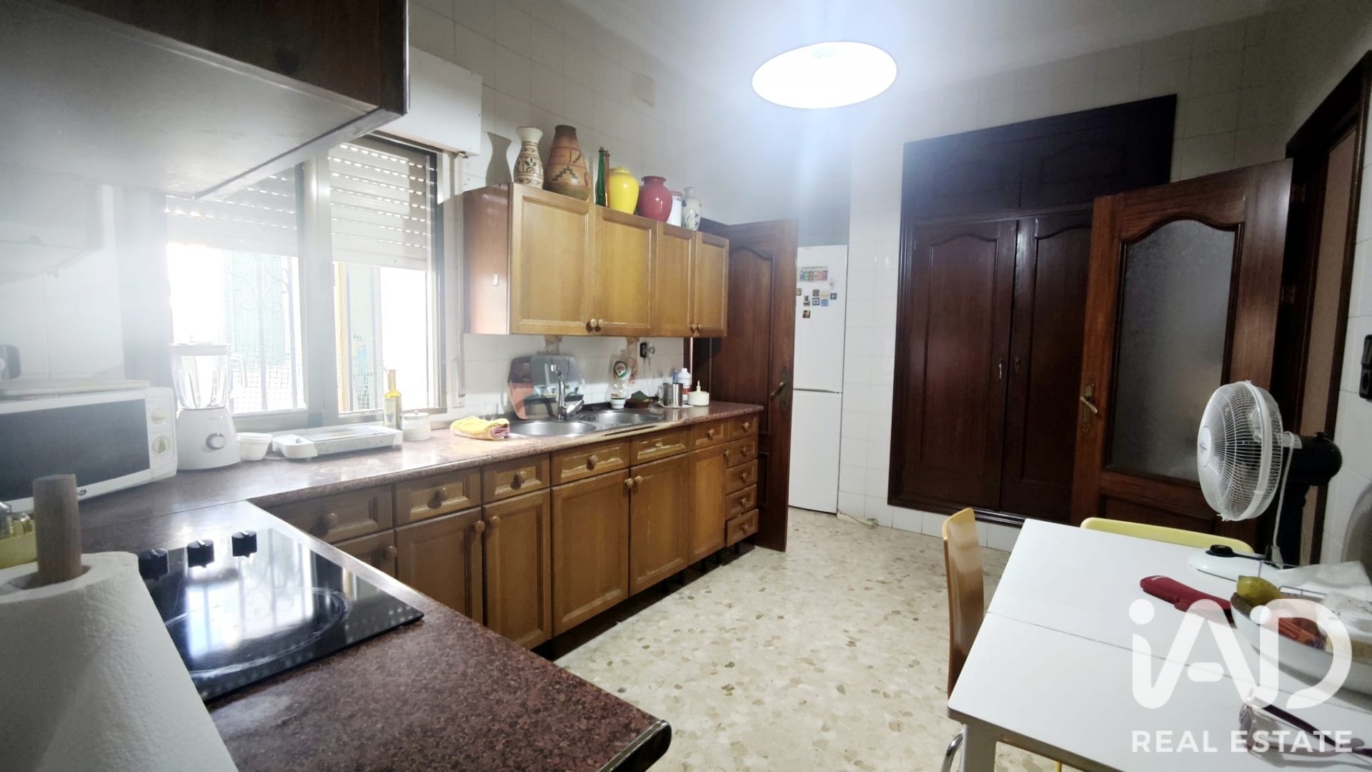 House in Lepe, Huelva, Spain 5 bedrooms, 285 sq.m. No. 187704