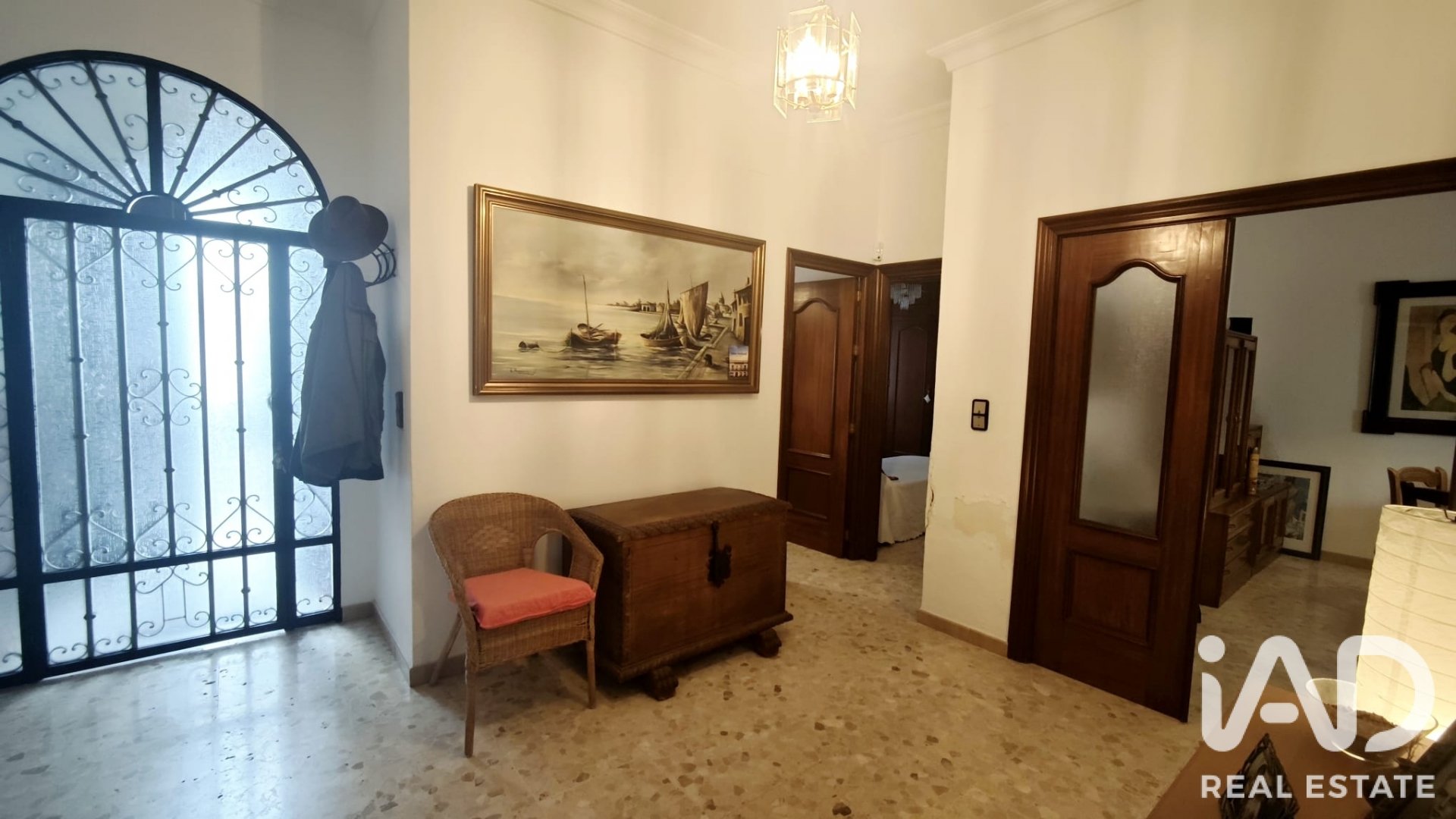 House in Lepe, Huelva, Spain 5 bedrooms, 285 sq.m. No. 187704