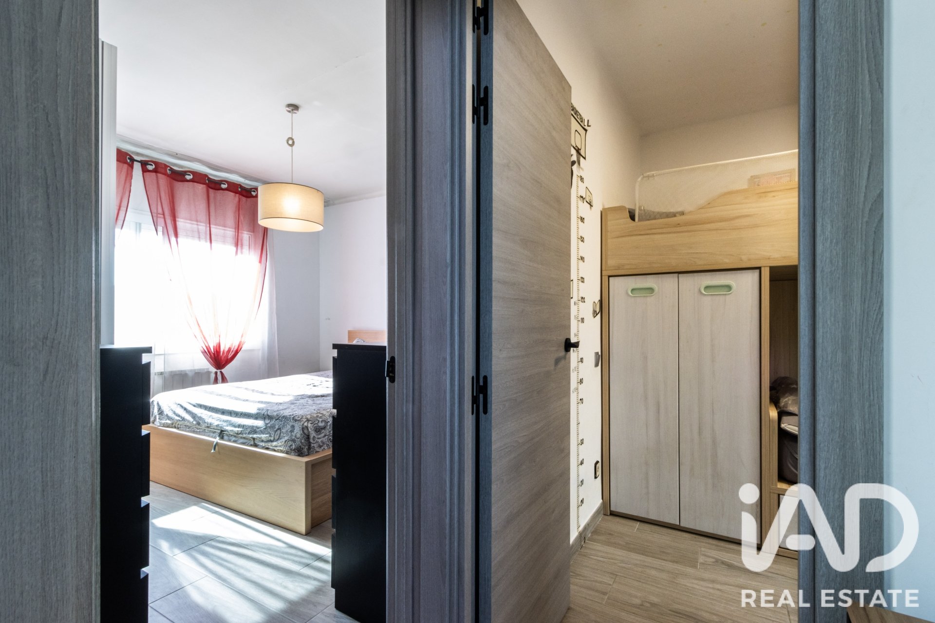 Apartment in Granollers, Barcelona, Spain 3 bedrooms, 87 sq.m. No. 194333