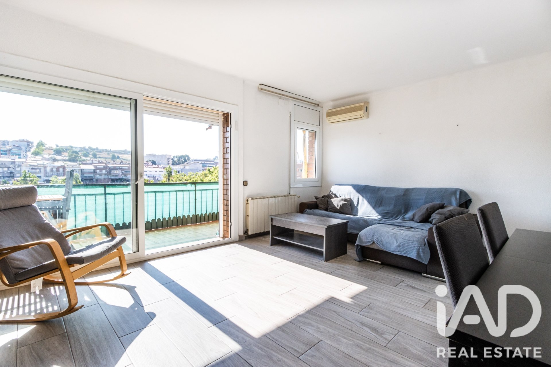 Apartment in Granollers, Barcelona, Spain 3 bedrooms, 87 sq.m. No. 194333