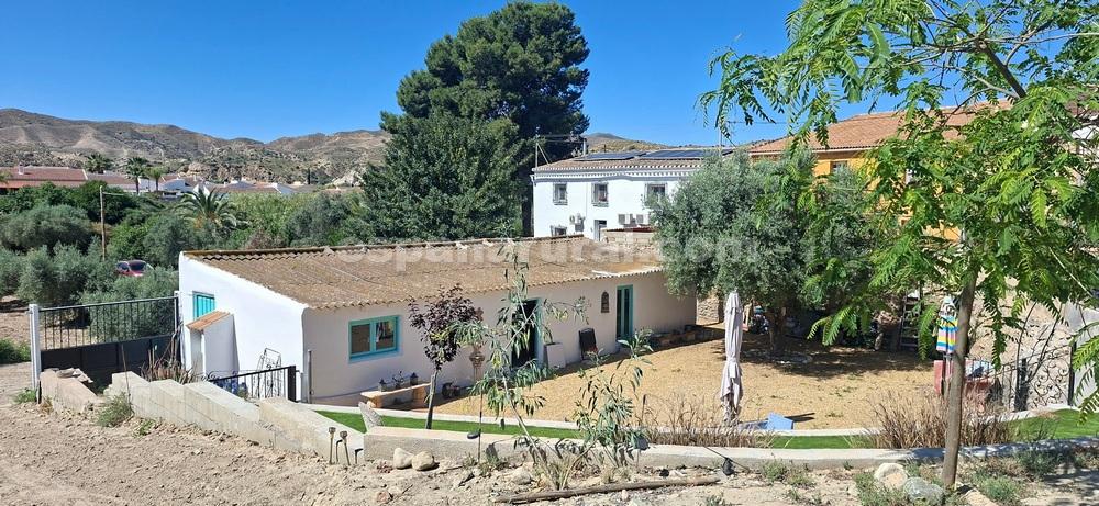 Hus i Arboleas, Almeria, Spanien 5 sovrum, 315 kvm. Nr. 167264