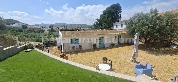 Hus i Arboleas, Almeria, Spanien 5 sovrum, 315 kvm. Nr. 167264
