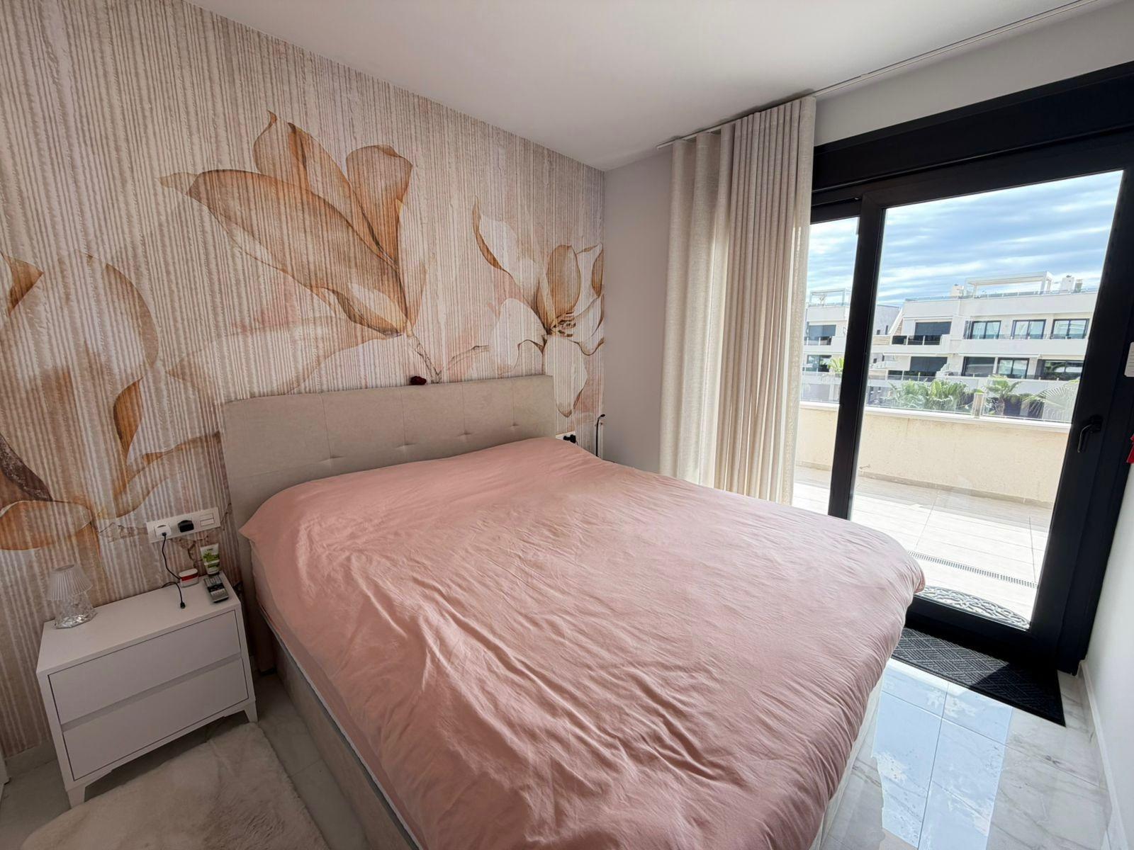 Apartment in La Florida, Alicante, Spain 3 bedrooms, 270 sq.m. No. 189644
