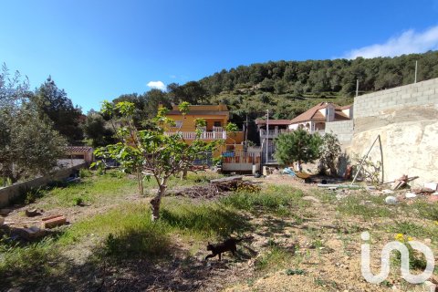 Zemes gabals Castellet i la Gornal, Barcelona, Spānijā 628 m2 Nr. 185914