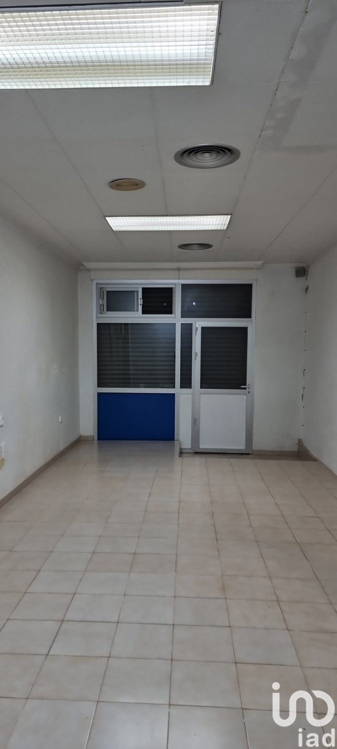 Commercial property in Sax, Alicante, Spain 3 bedrooms, 83 sq.m. No. 185917
