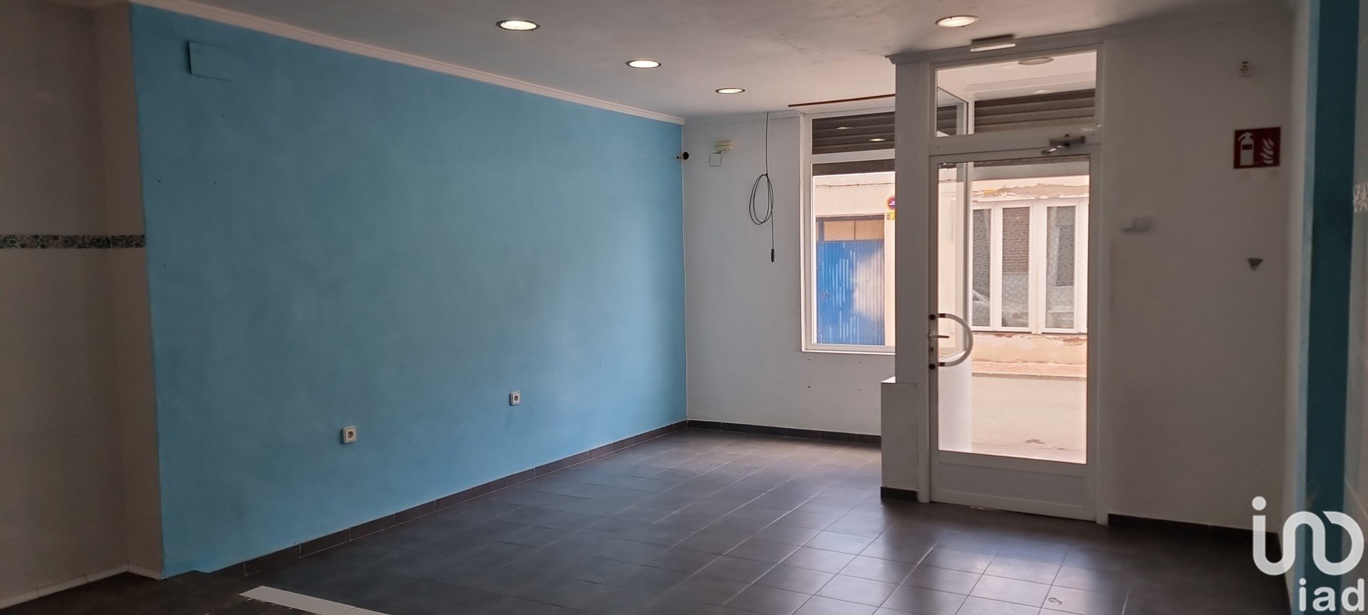 Commercial property in Sax, Alicante, Spain 3 bedrooms, 83 sq.m. No. 185917