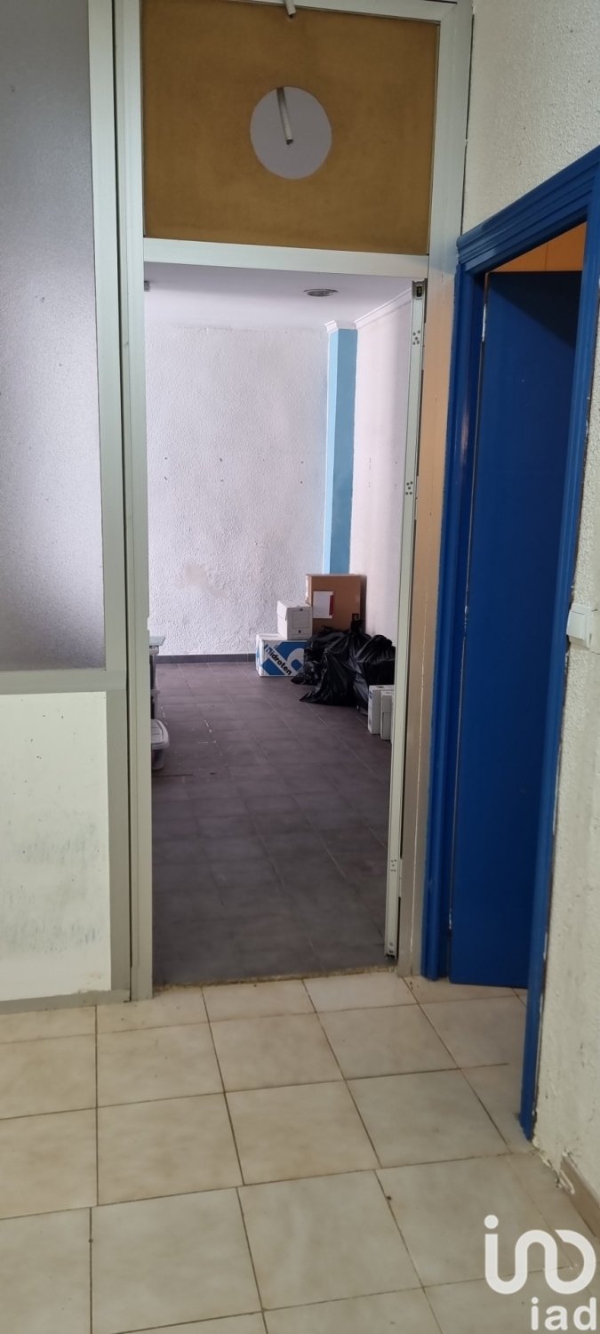 Commercial property in Sax, Alicante, Spain 3 bedrooms, 83 sq.m. No. 185917