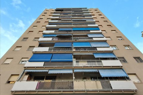 Dzīvoklis Sabadell, Barcelona, Spānijā 3 istabas, 99 m2 Nr. 167099