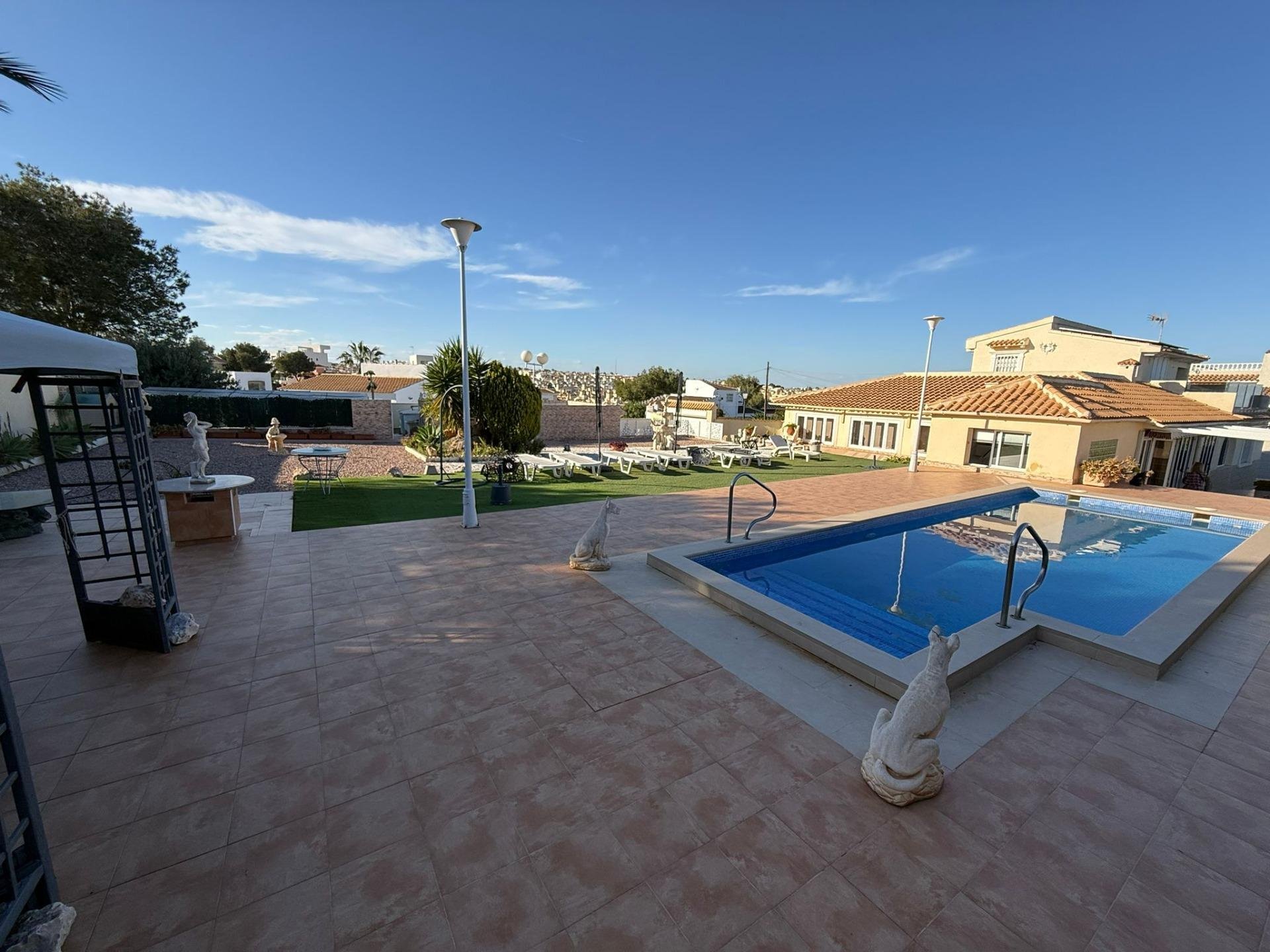 Вилла в Вилламартин, Аликанте, Испания 4 спальни, 341м2 №166042