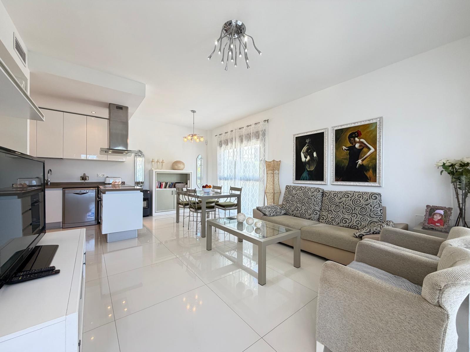 Villa i Ciudad Quesada, Alicante, Spanien 4 sovrum, 129 kvm. Nr. 166047