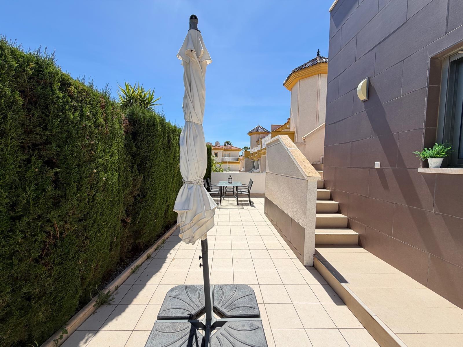 Villa i Ciudad Quesada, Alicante, Spanien 4 sovrum, 129 kvm. Nr. 166047