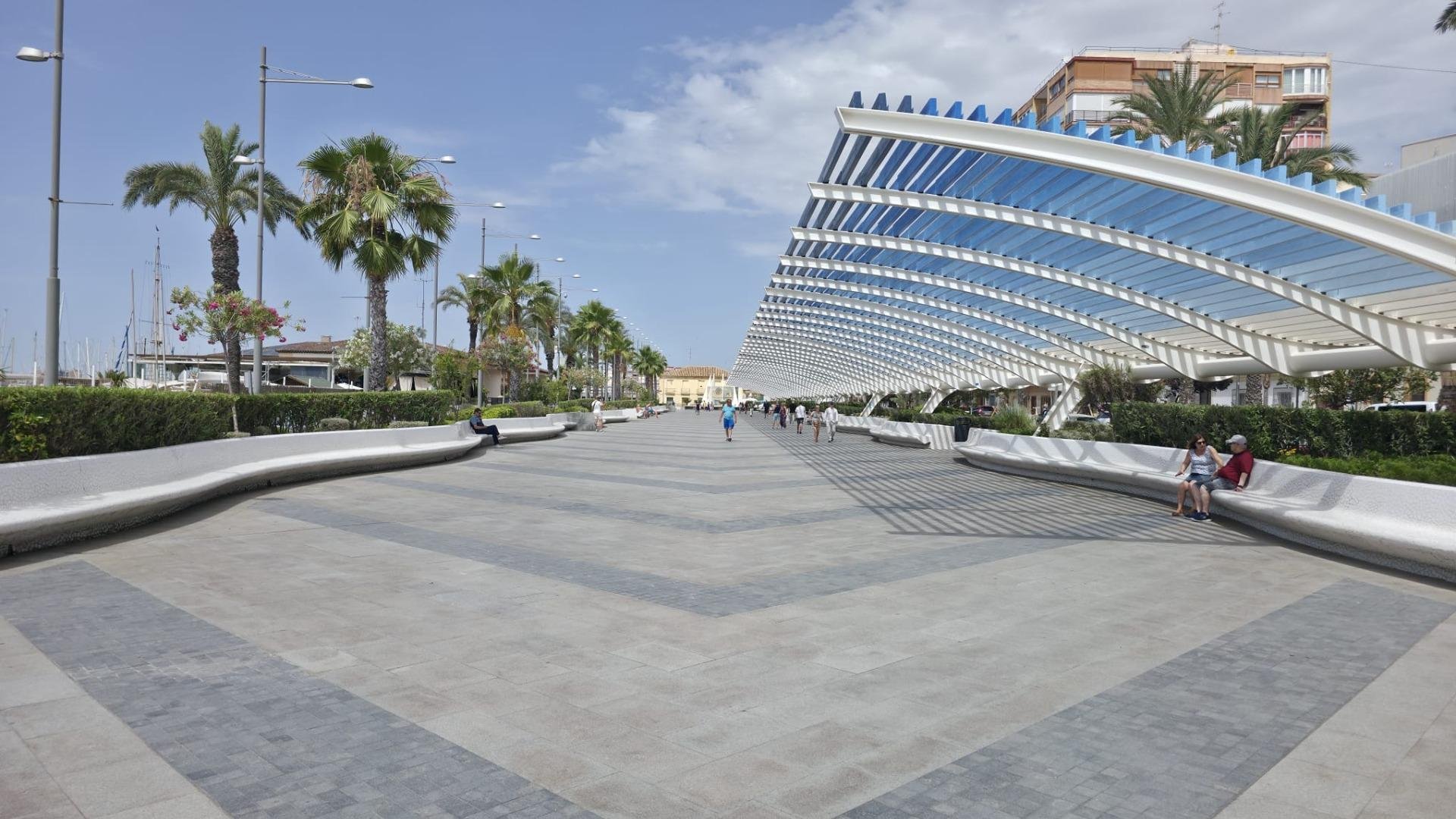 Apartment à Torrevieja, Alicante, Espagne 3 chambres, 93 m2 No. 177553