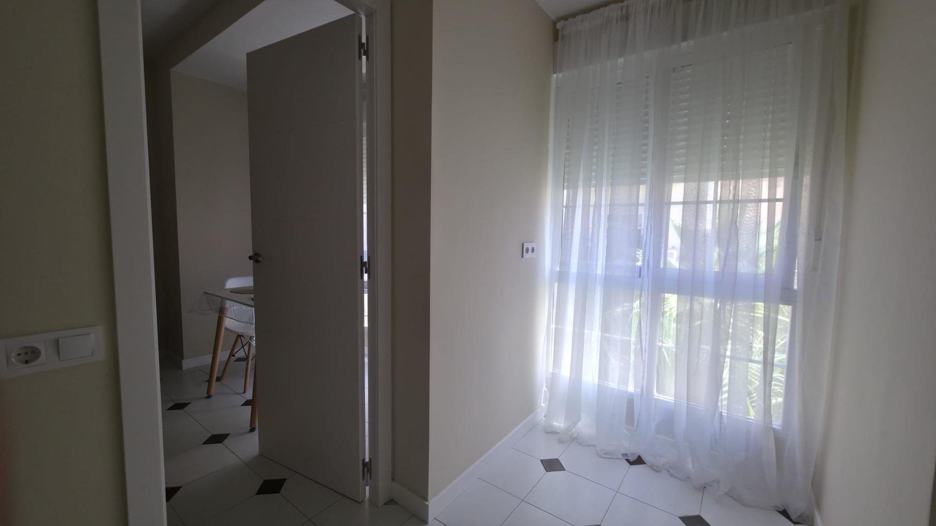 Apartment à Torrevieja, Alicante, Espagne 3 chambres, 93 m2 No. 177553