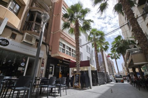 Apartament w Torrevieja, Alicante, Hiszpania 3 sypialnie, 93 mkw. nr 177553
