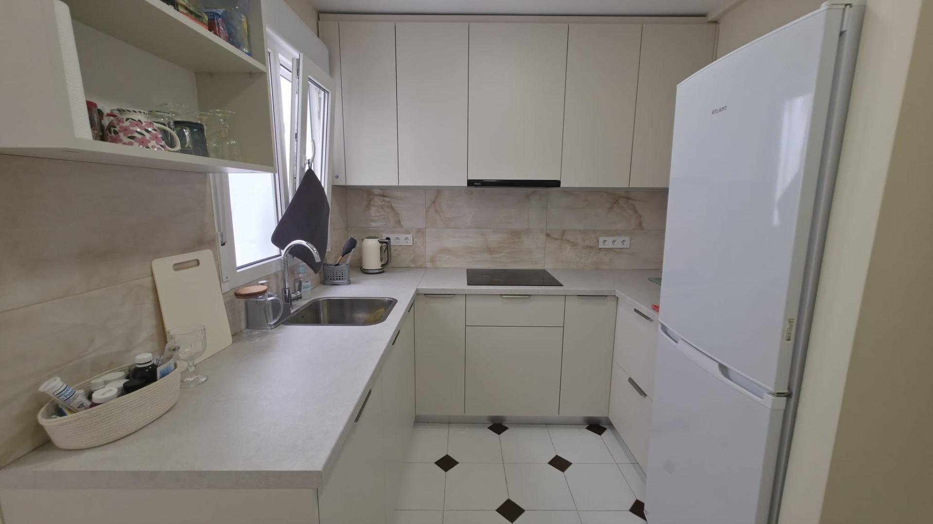 Apartment à Torrevieja, Alicante, Espagne 3 chambres, 93 m2 No. 177553