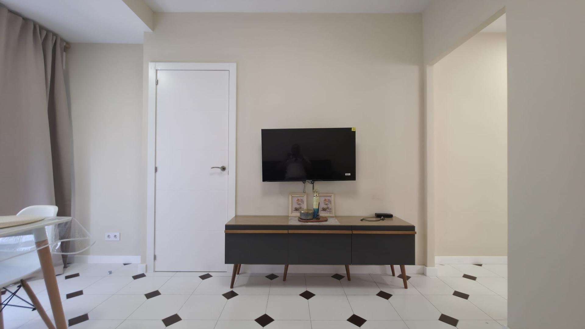 Apartment à Torrevieja, Alicante, Espagne 3 chambres, 93 m2 No. 177553
