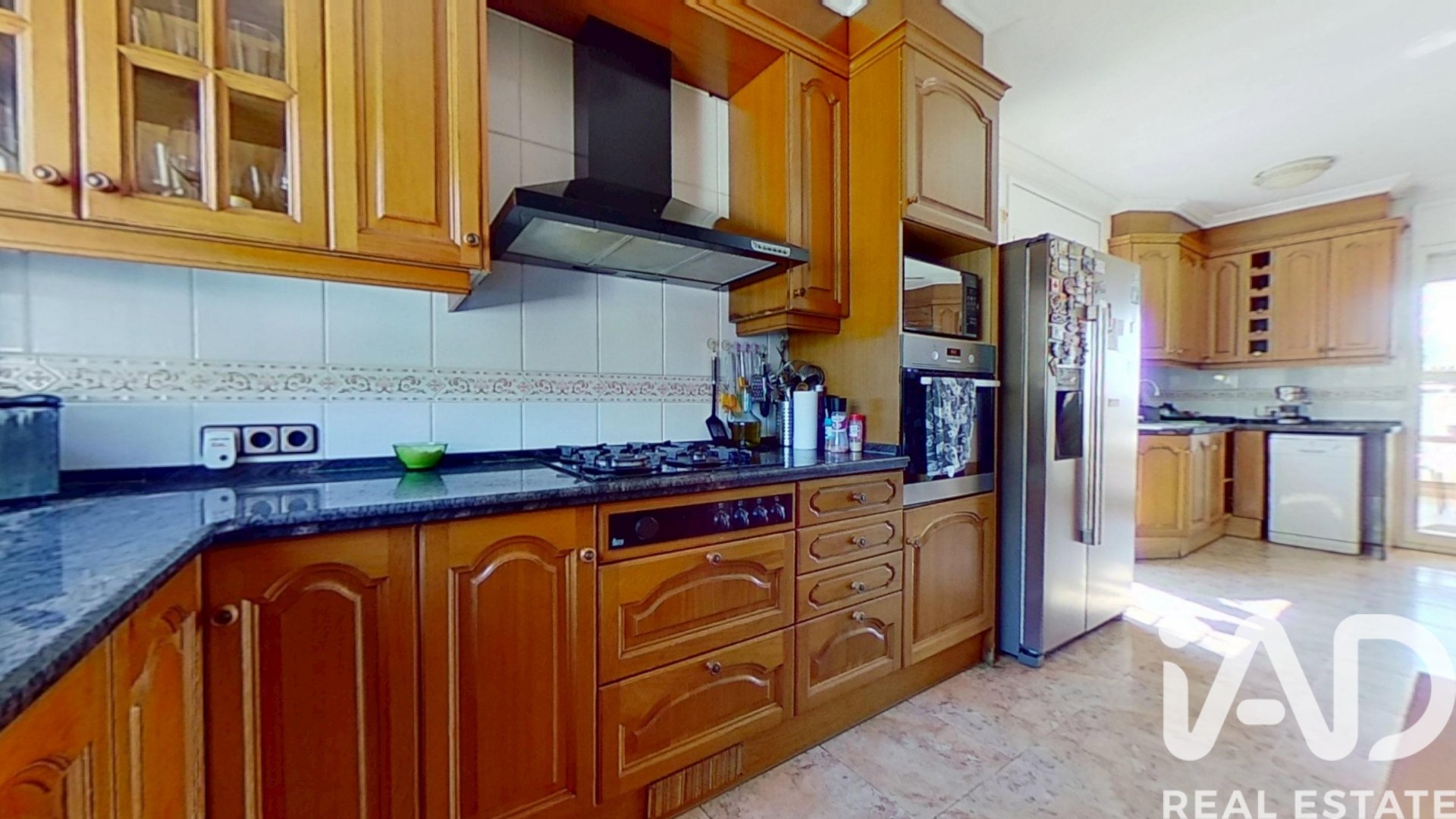 Hus i El Vendrell, Tarragona, Spanien 5 sovrum, 382 kvm. Nr. 172752