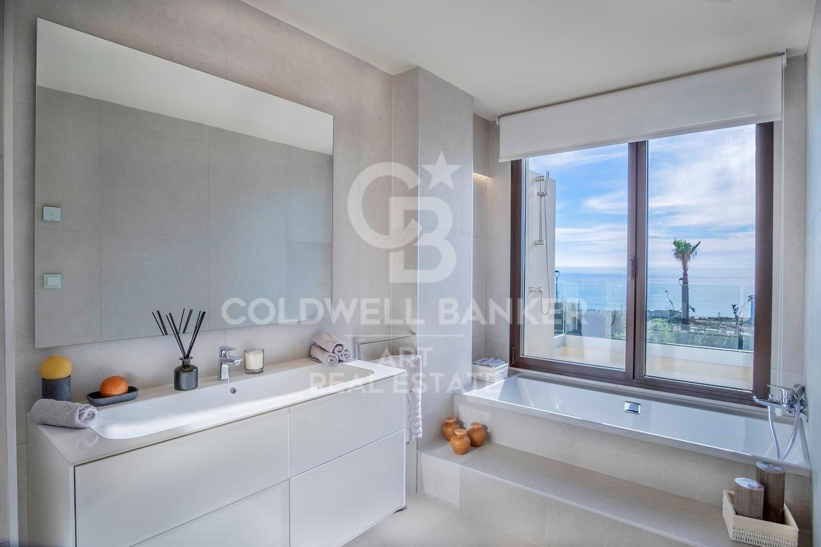 Huvila Estepona, Malaga, Espanja 4 makuuhuonetta, 371 m2 No. 158806