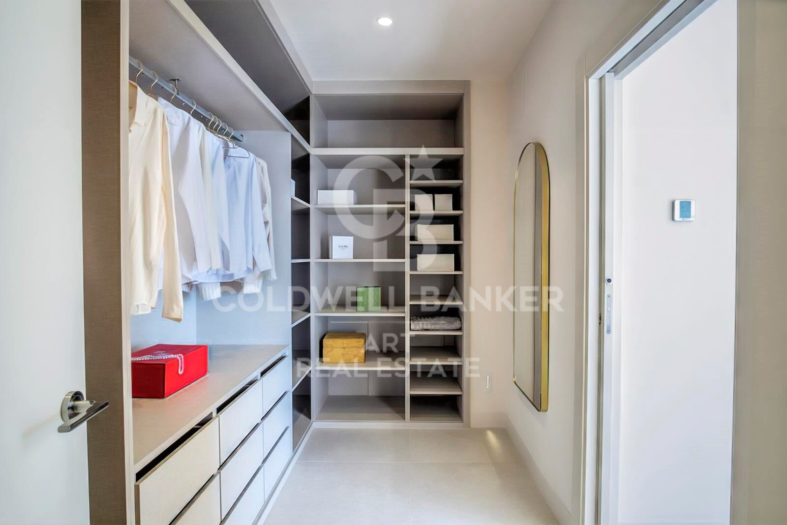 Huvila Estepona, Malaga, Espanja 4 makuuhuonetta, 371 m2 No. 158806