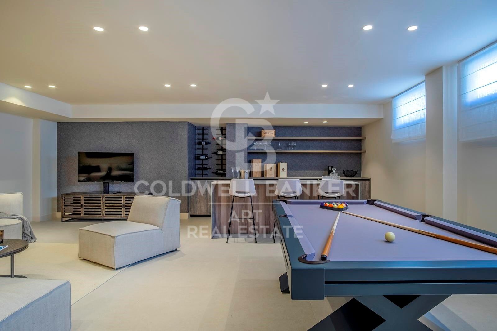 Huvila Estepona, Malaga, Espanja 4 makuuhuonetta, 371 m2 No. 158806