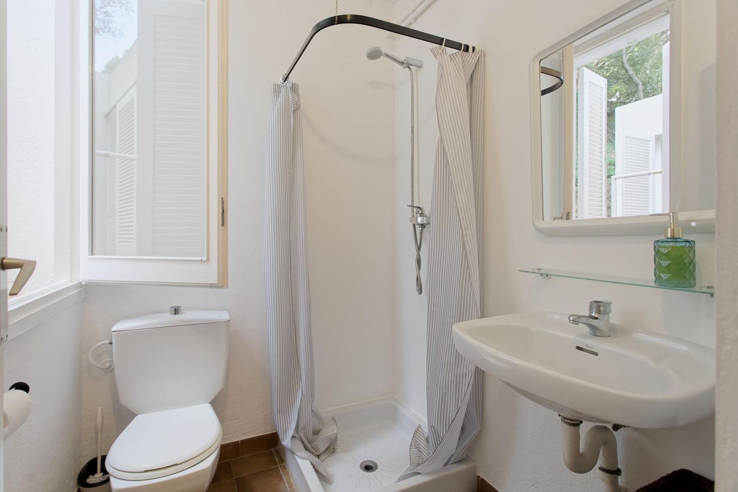 Дом в Бланес, Герона, Испания 5 спален, 295м2 №160727