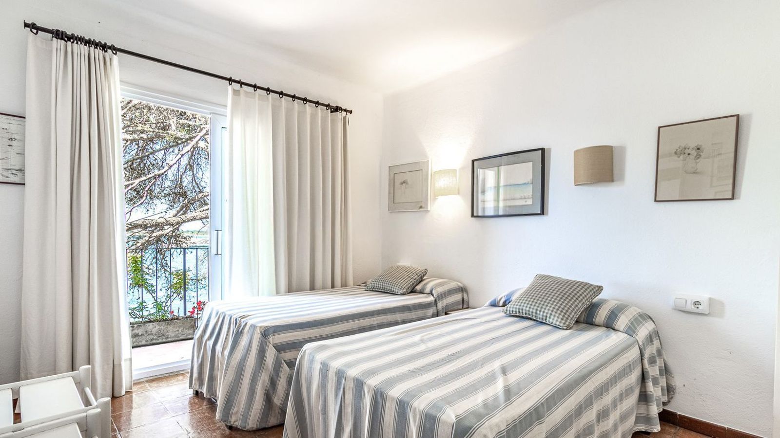 House à Begur, Girona, Espagne 5 chambres, 284 m2 No. 160731