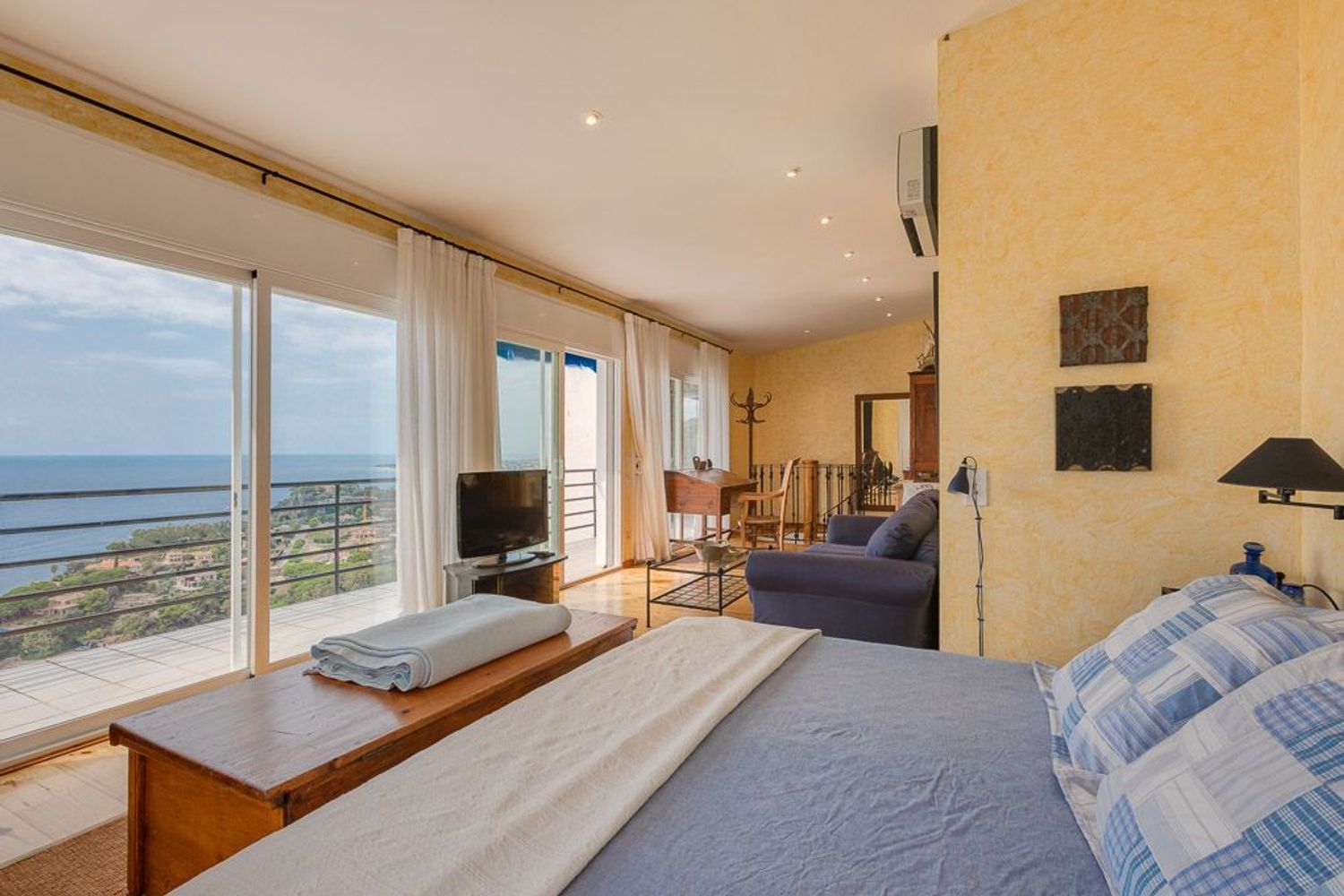 Māja Blanes, Girona, Spānijā 5 istabas, 350 m2 Nr. 160726
