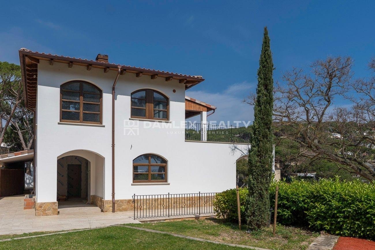 Villa in Lloret de Mar, Girona, Spanien 12 Schlafzimmer,  Nr. 176663