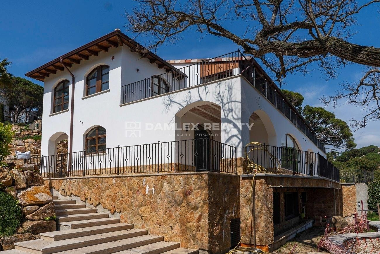 Villa in Lloret de Mar, Girona, Spanien 12 Schlafzimmer,  Nr. 176663