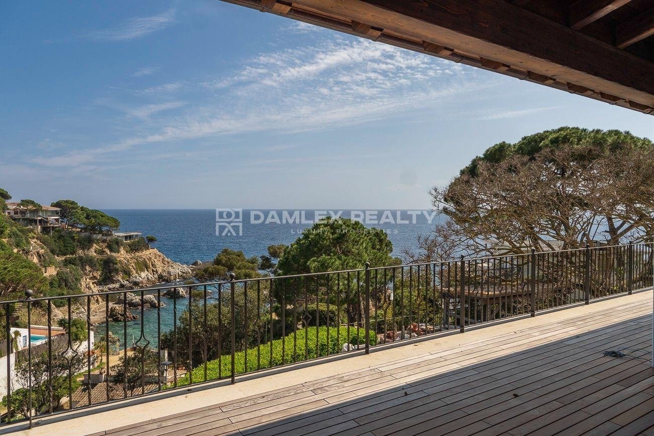 Villa in Lloret de Mar, Girona, Spanien 12 Schlafzimmer,  Nr. 176663