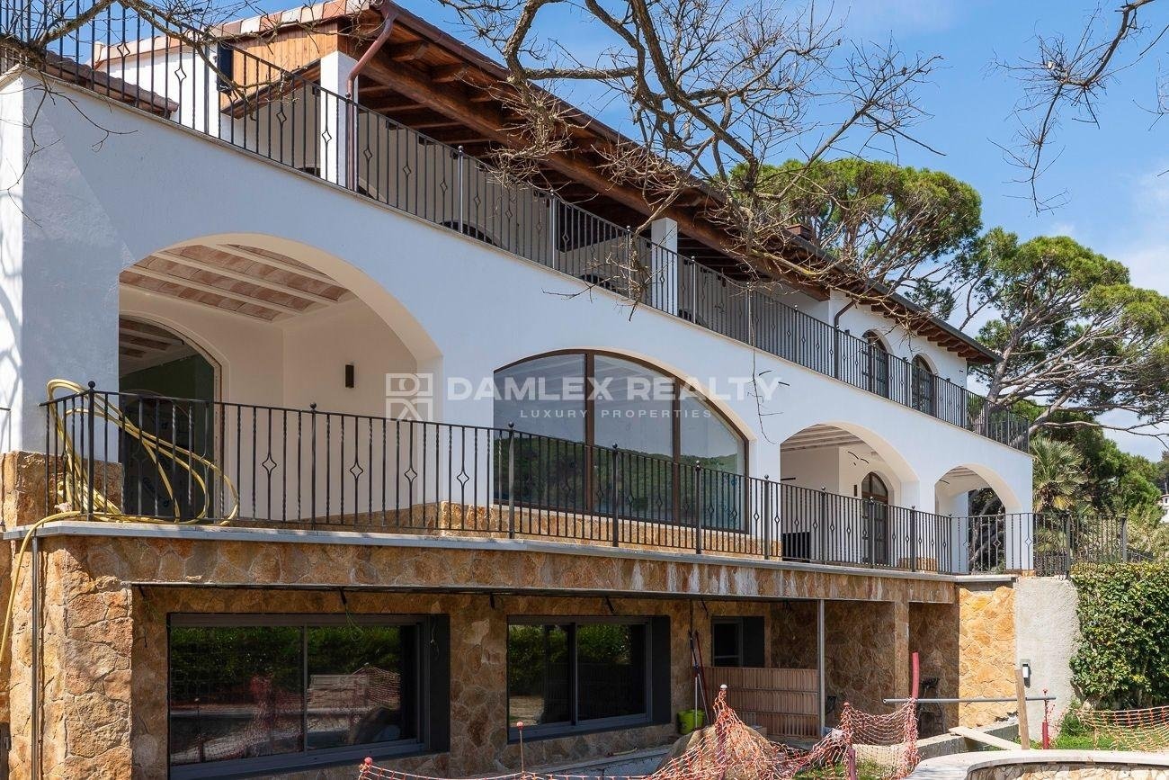 Villa in Lloret de Mar, Girona, Spanien 12 Schlafzimmer,  Nr. 176663