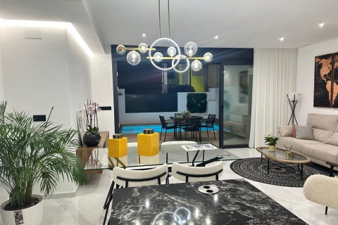 Villa à San Pedro del Pinatar, Murcia, Espagne 3 chambres, 151 m2 No. 110257