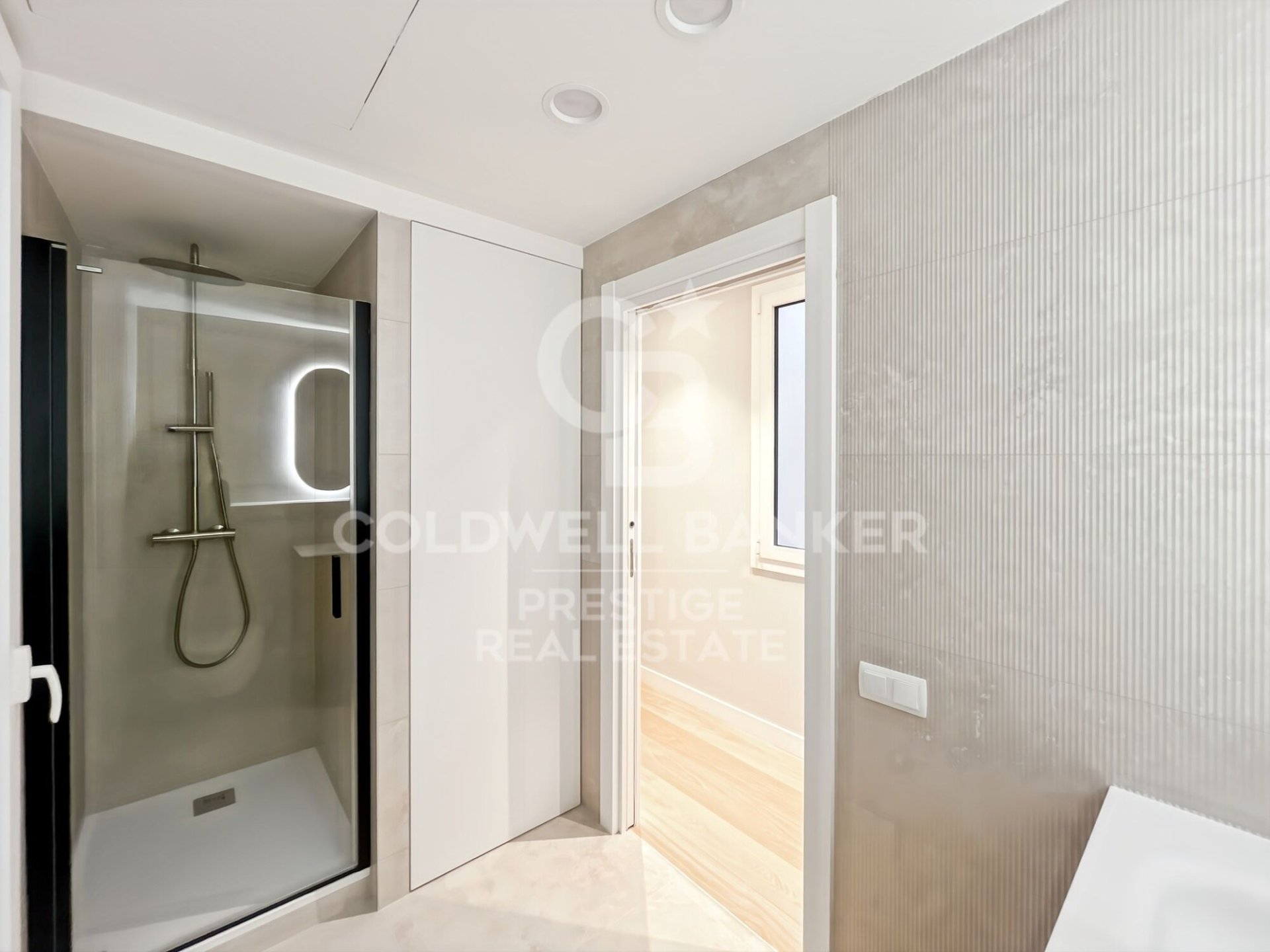 Apartament w Barcelona, Hiszpania 3 sypialnie, 162 mkw. nr 157026