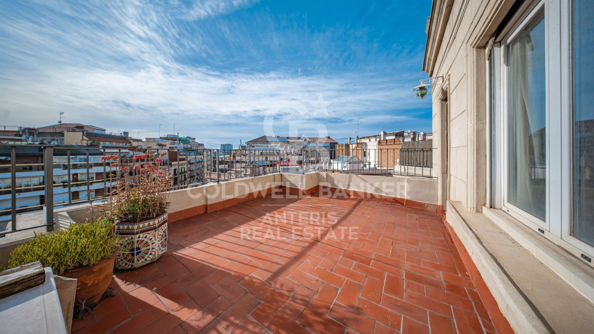 Penthouse w Barcelona, Hiszpania 4 sypialnie, 180 mkw. nr 157028
