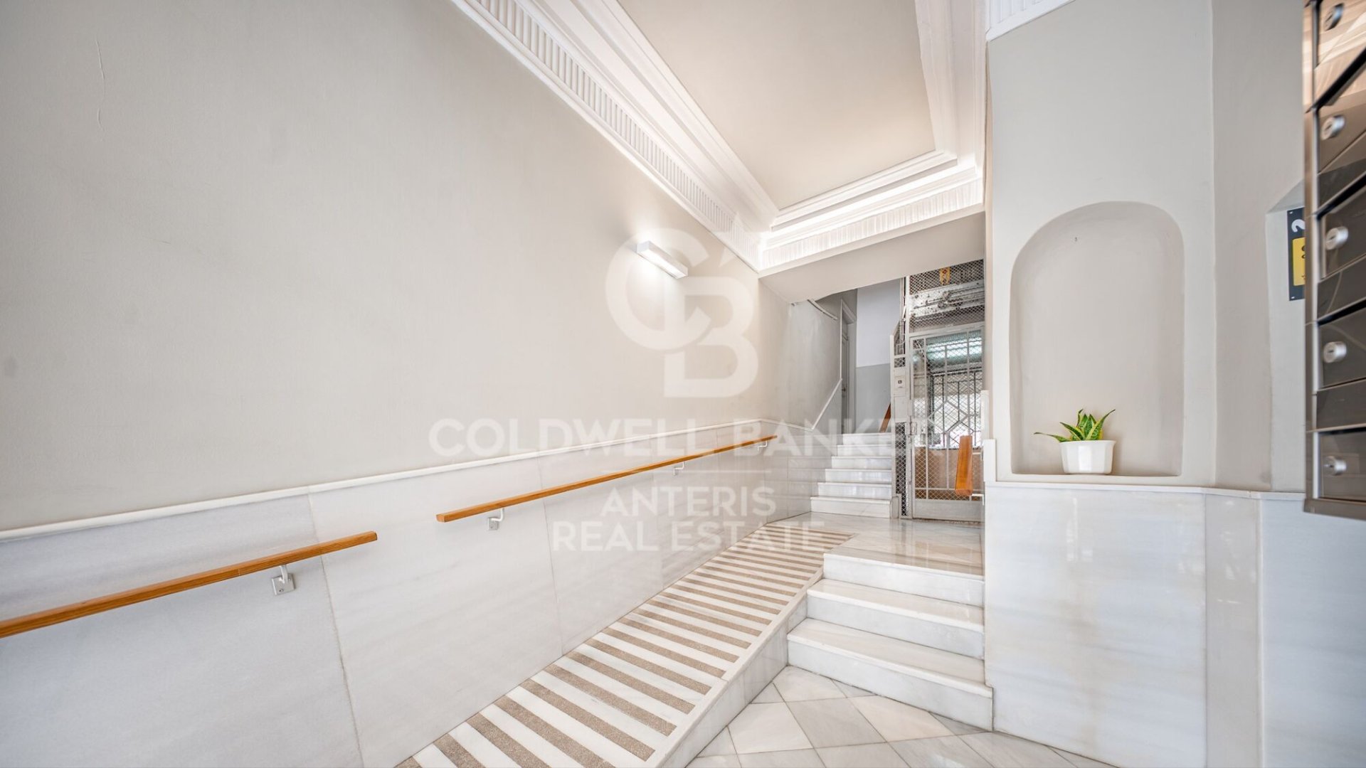 Penthouse w Barcelona, Hiszpania 4 sypialnie, 180 mkw. nr 157028