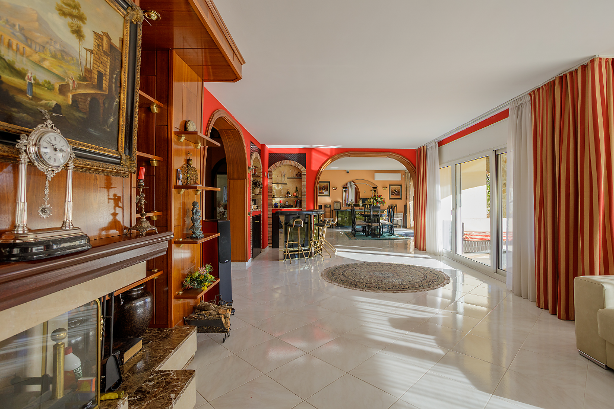 Villa i Blanes, Girona, Spanien 4 sovrum, 455 kvm. Nr. 180612