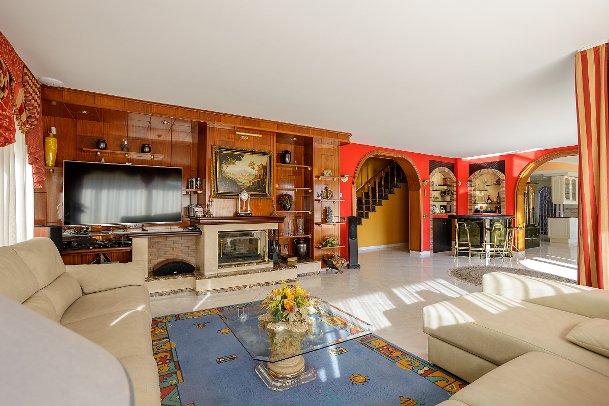 Villa i Blanes, Girona, Spanien 4 sovrum, 455 kvm. Nr. 180612