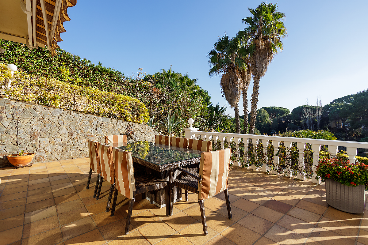 Villa i Blanes, Girona, Spanien 4 sovrum, 455 kvm. Nr. 180612
